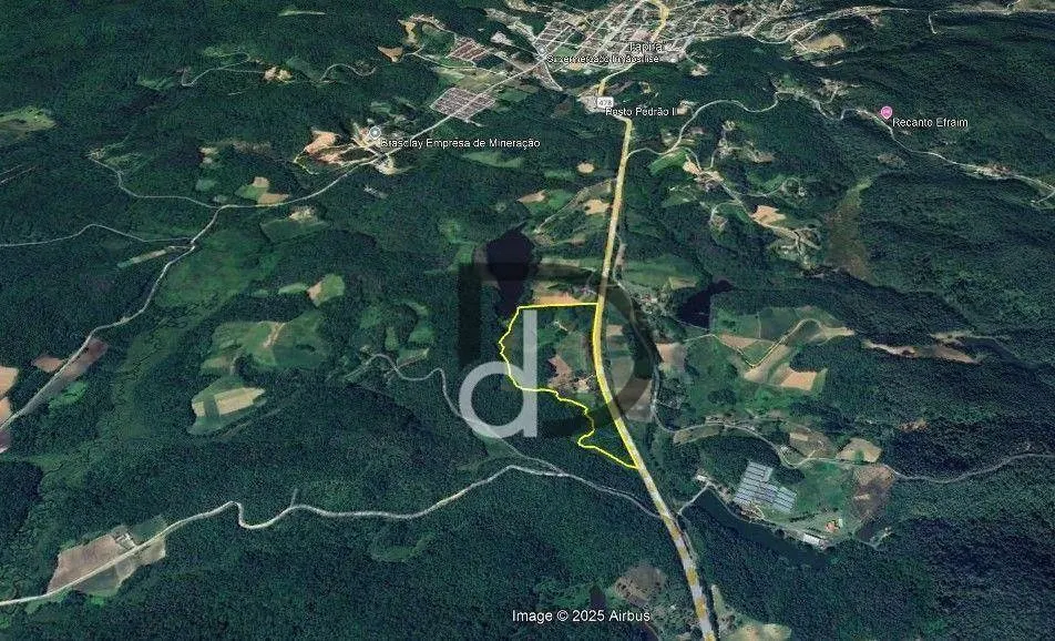 Sítio com rio à beira e excelente localização à venda, 131000 m² por R$ 3.170.000 - Prince