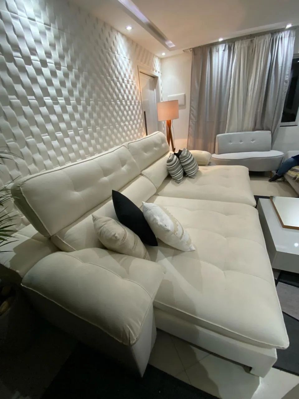 Lindo sofá retrátil e reclinável alto padrão  - Foto 5