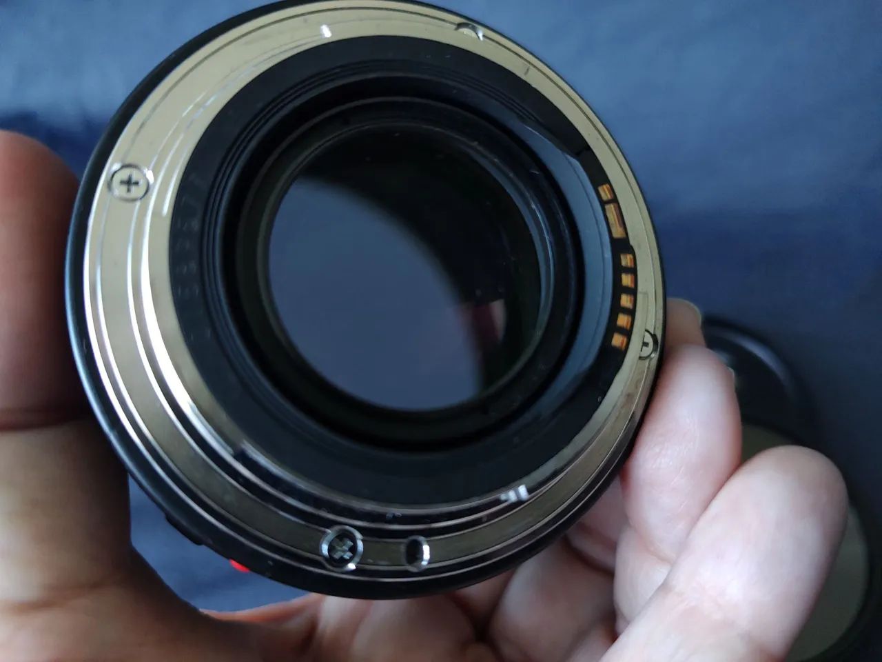 Objetiva Canon 50mm F1.4 - Foto 3