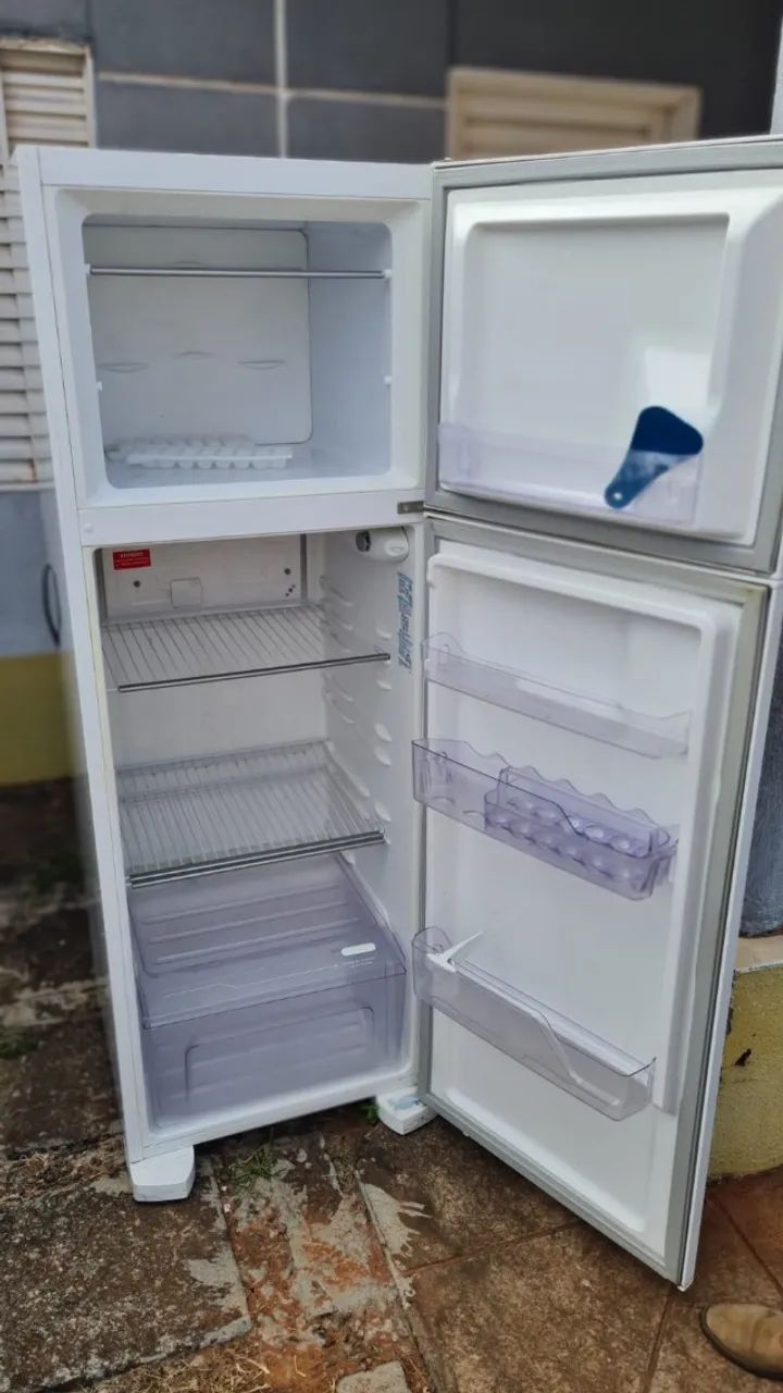 Geladeira Electrolux Dupléx Branca 