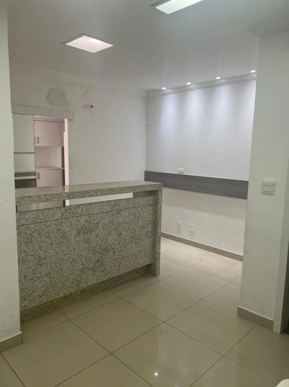 Sala comercial na ilha do Leite- Recife- Oportunidade!