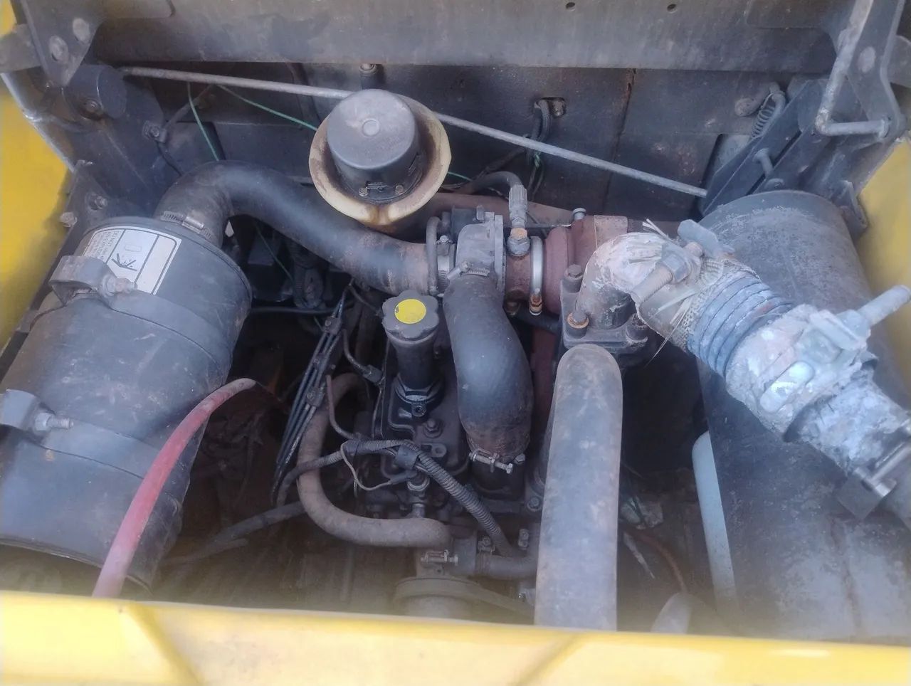 Mini Carregadeira New Holland L175 - Foto 2