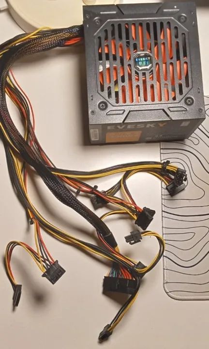 Fonte de alimentação para jogos atx 6pin Newst 700W ATX 80 plus real 500w EVESKY  - Foto 3