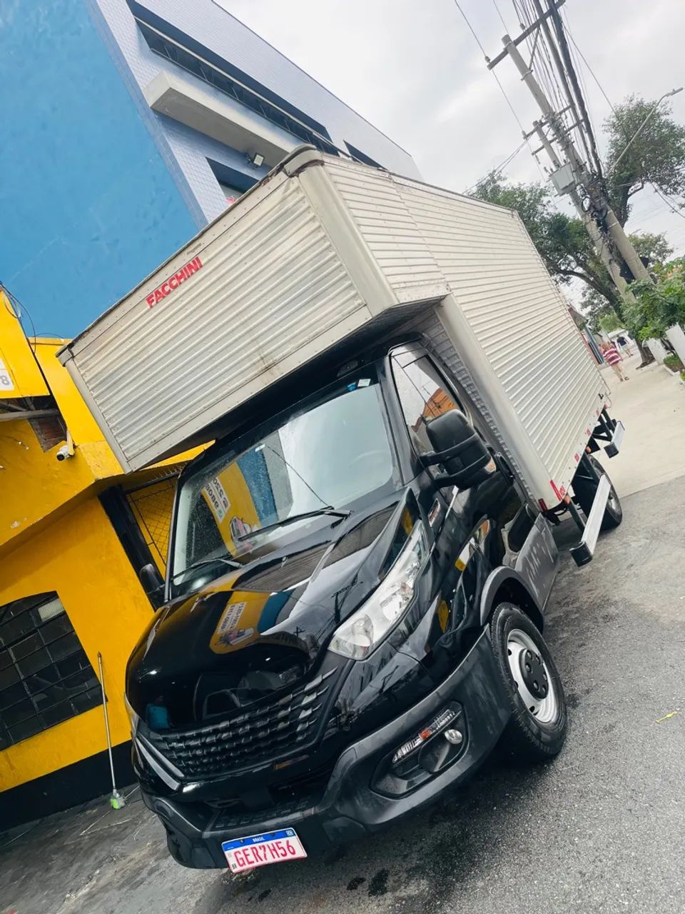 IVECO 35-150 2022Baú FINANCIA ACEITA TROCA  - Foto 2