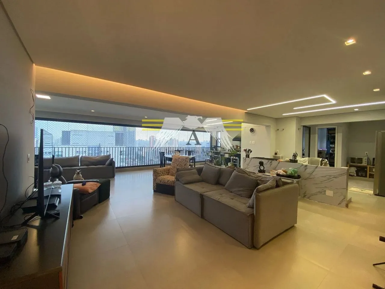 Viva com exclusividade no Condomínio SkyPark no Tatuapé | 164m² de Sofisticação, 3 Suítes 