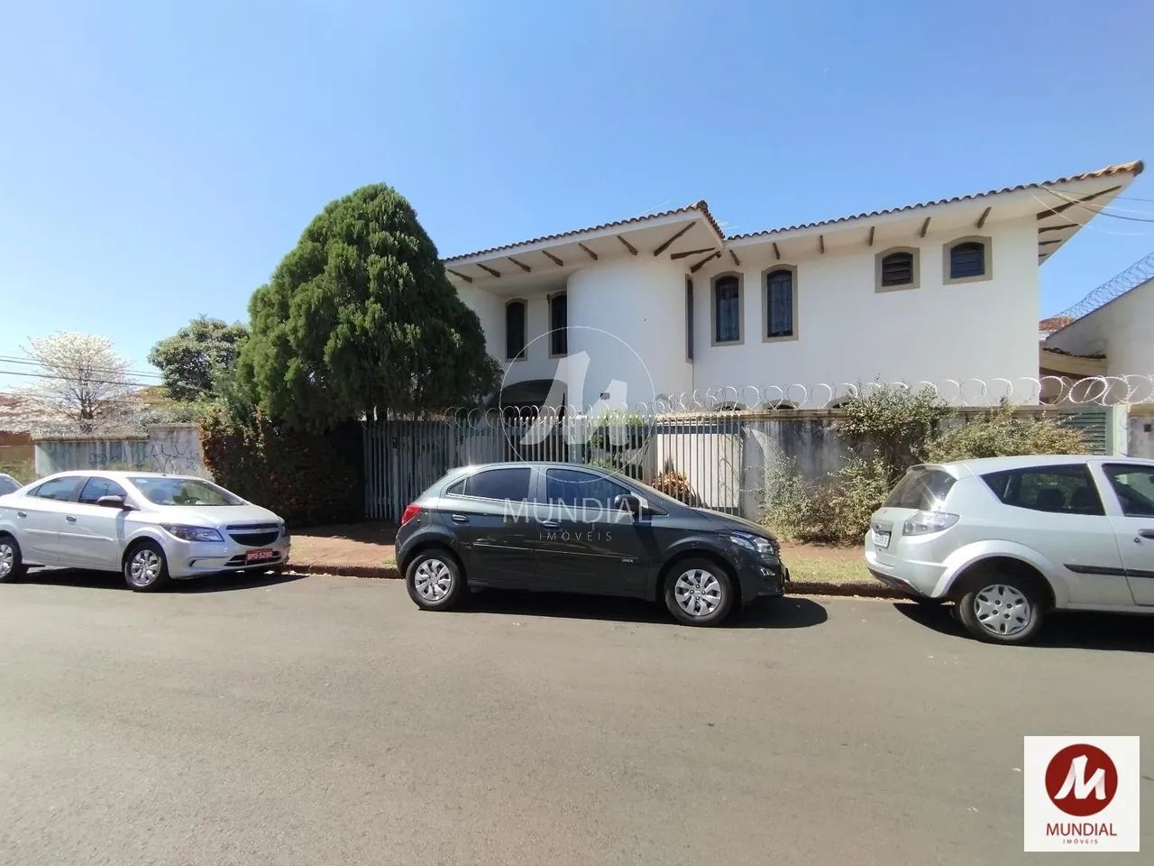 Casa (sobrado na rua) 4 dormitórios/suite