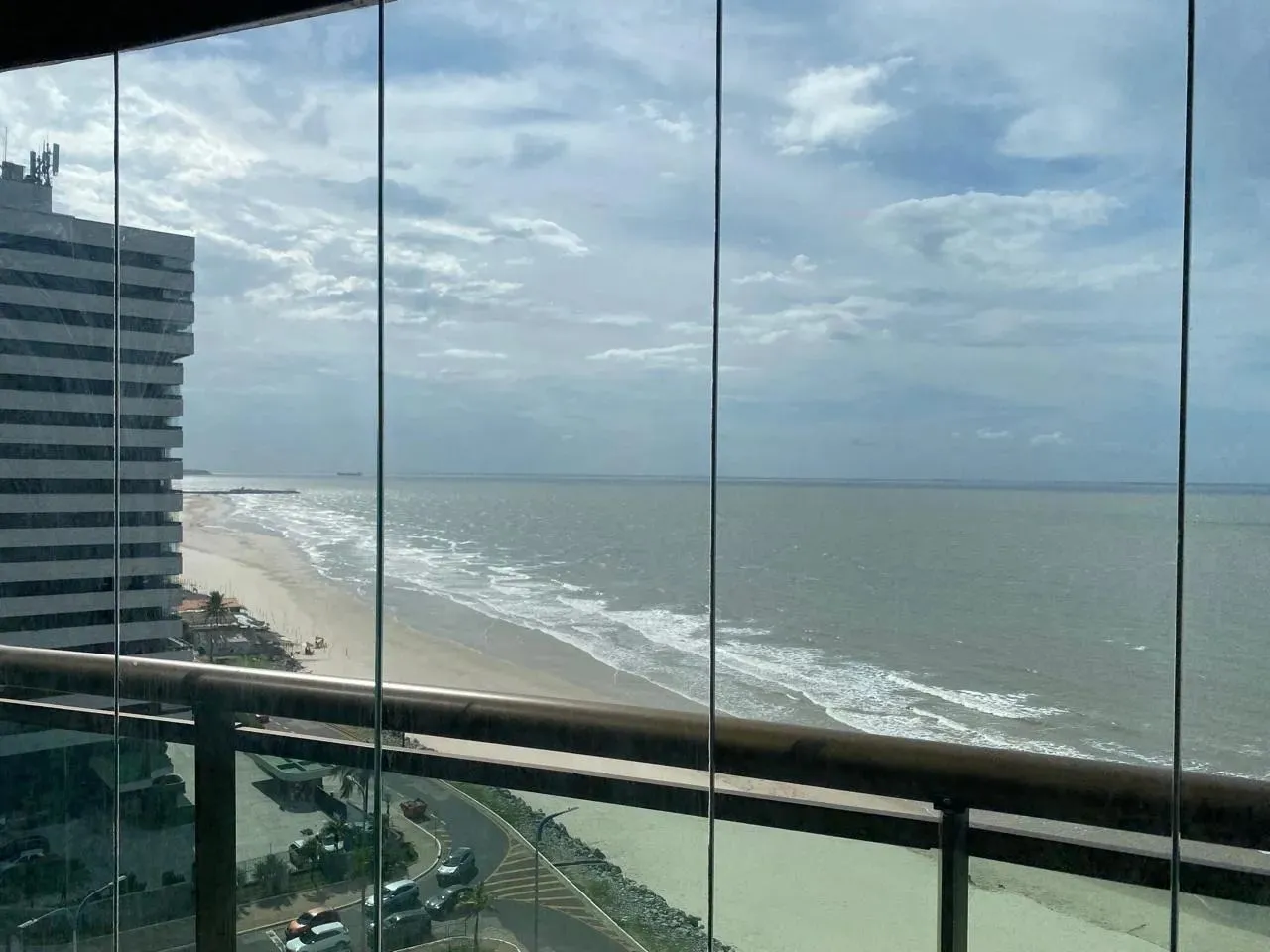 Apartamento Vista Mar Andar Alto