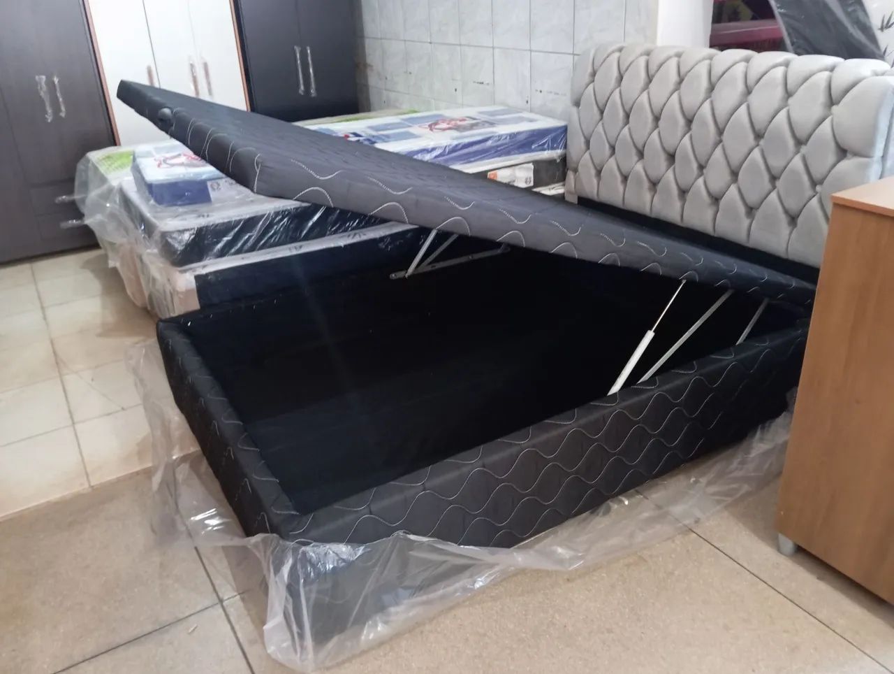 Cama Box  Baú - Conforto e praticidade! - Foto 3