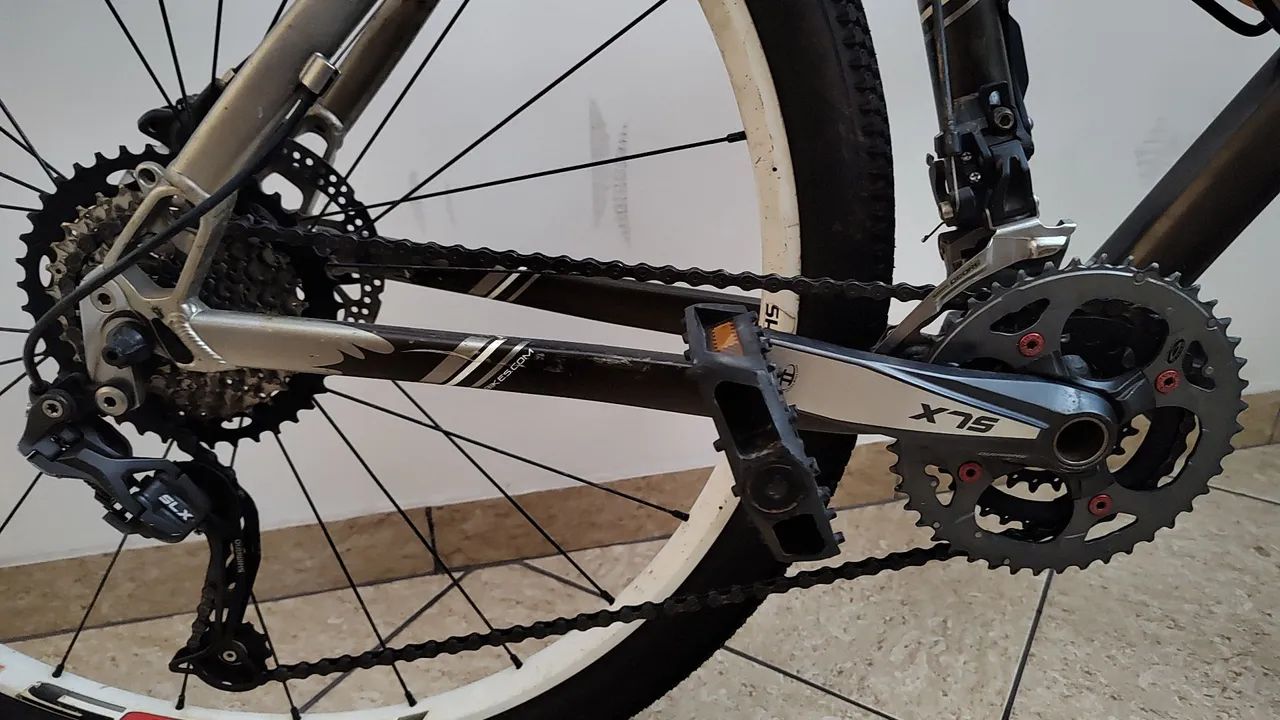 Bicicleta Rocky Mountain Vertex 29 - Foto 4