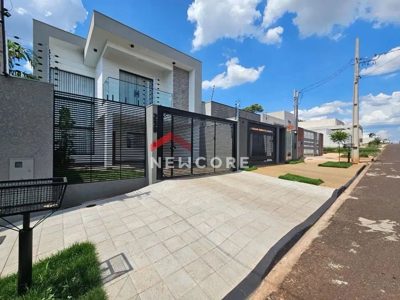 Casa em Rua Nazareno Carlos Fiori - Jardim Munique - Maringá/PR - Foto 2