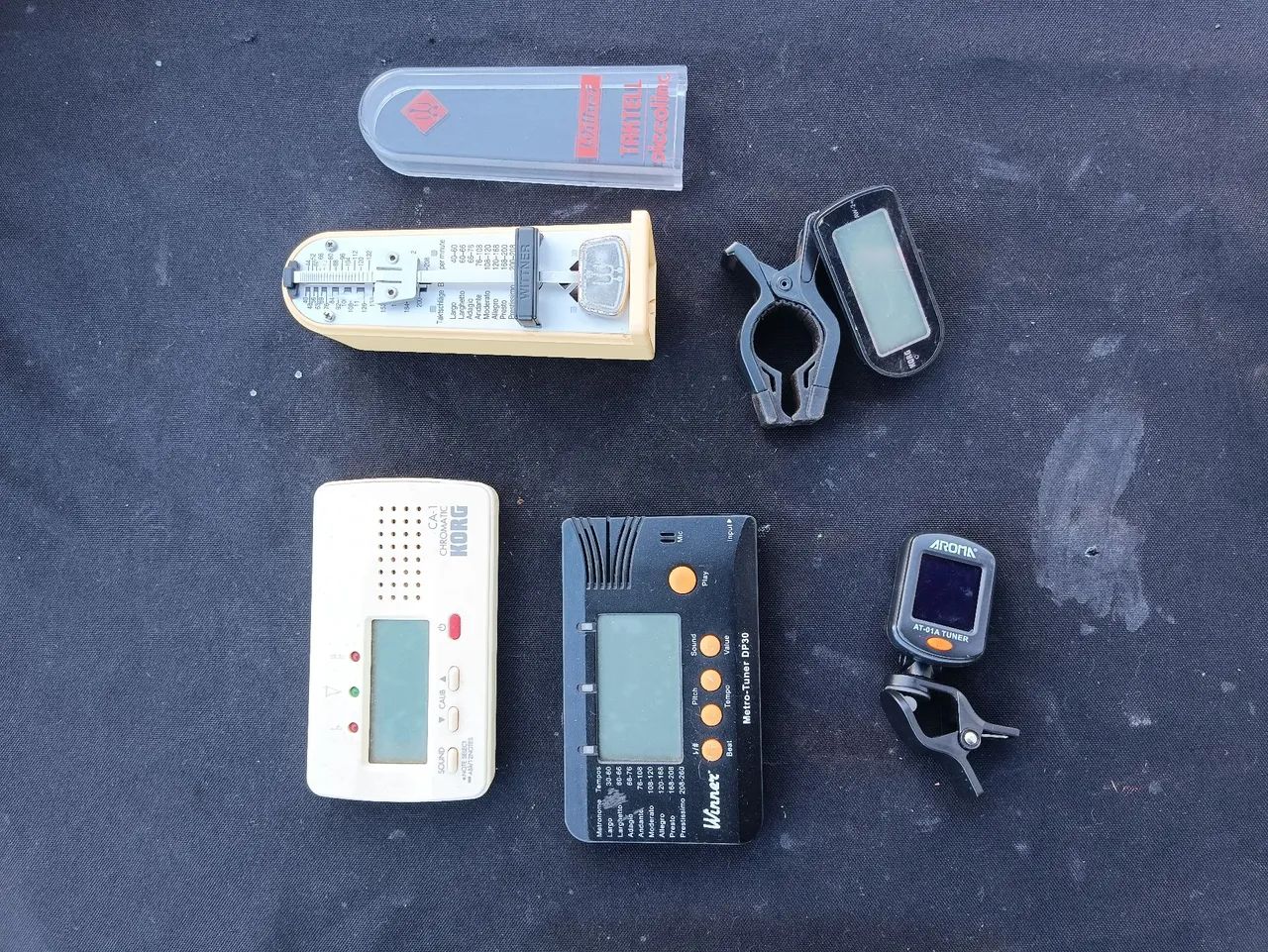 Peças de Violino , afinador, metrônomo, crinas  - Foto 5