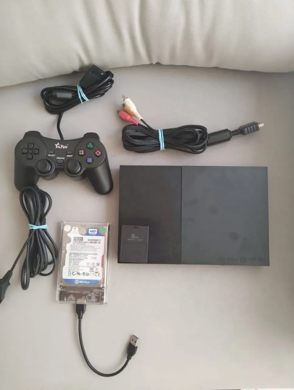 Playstation 2 completo com HD 320GB com aproximadamente 100 jogos