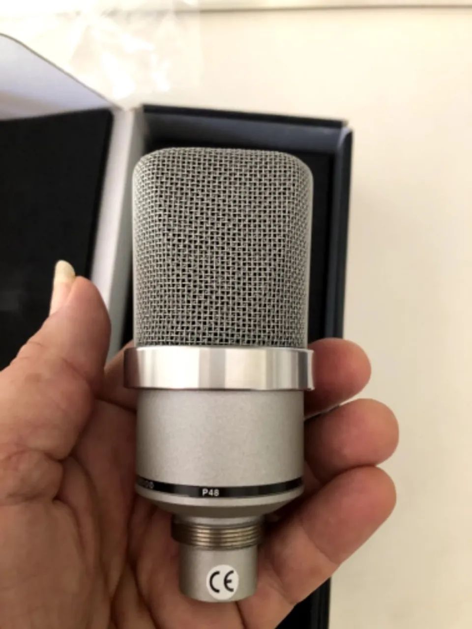 Microfone Neumann TLM 102 - Foto 4