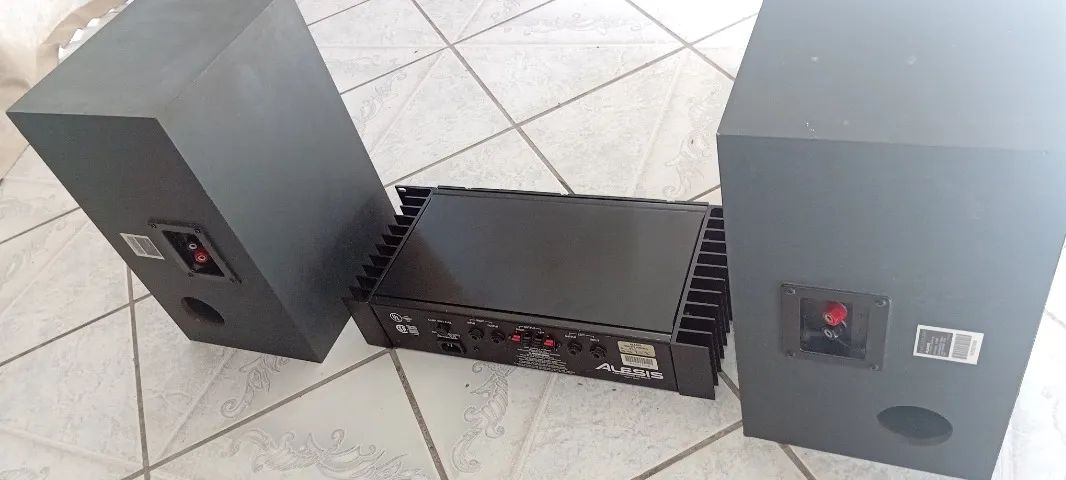 Caixas Alesis Monitor One + Amplificador RA100 - Foto 4