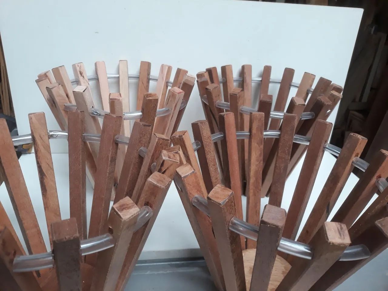 Lindo cachepô cônico de mesa  - Foto 4