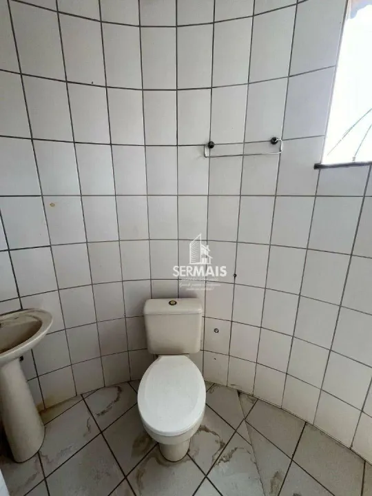 Kitnet para Locação - Av. Carlos Gomes 750$