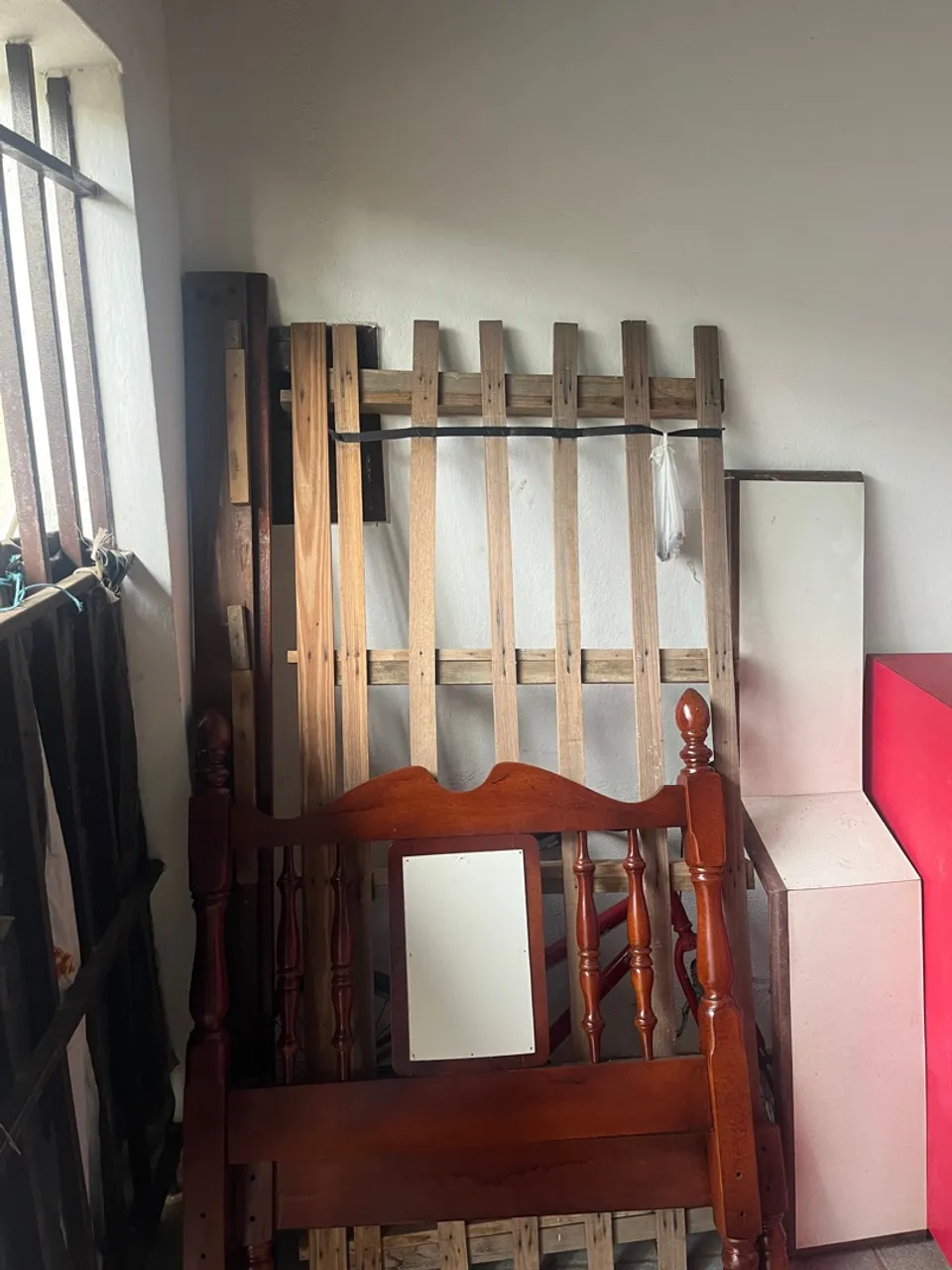 Cabeceira de Cama em Madeira Maciça