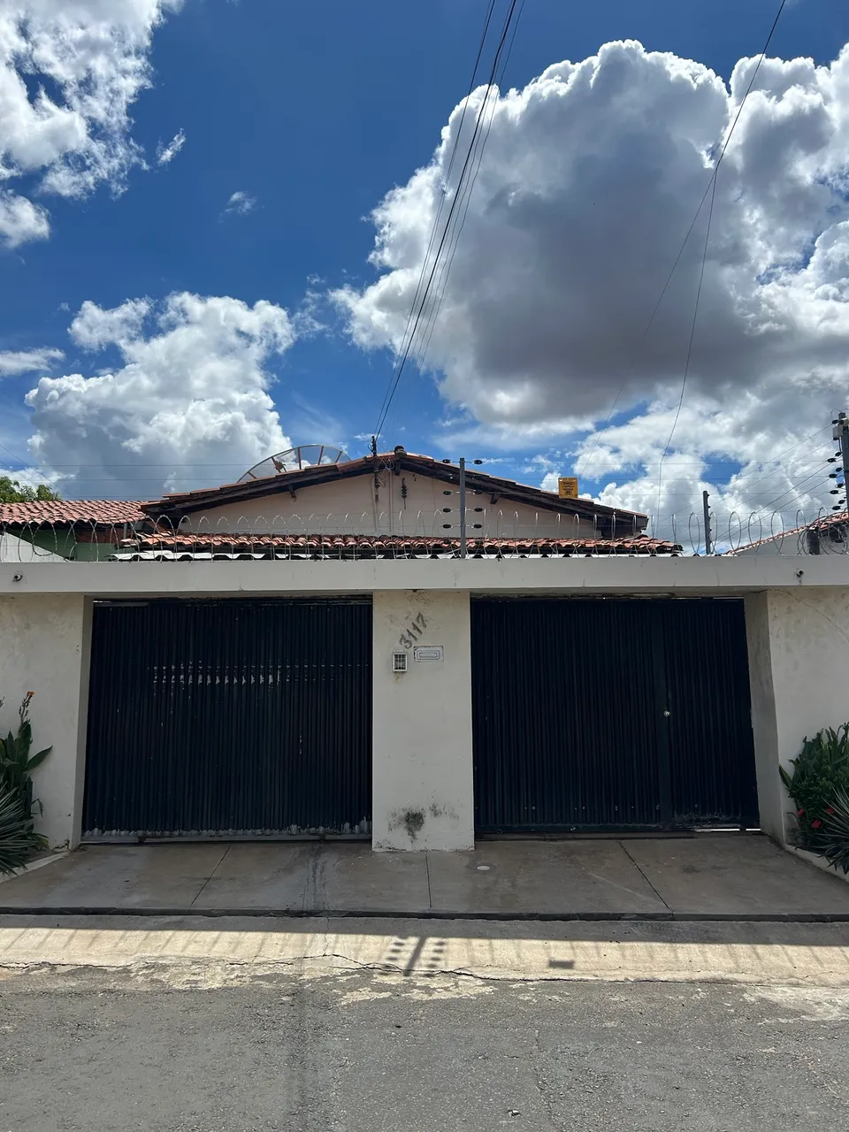 ED Casa a venda a 100 m da Marechal