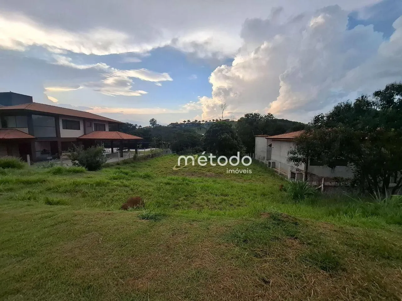 Terreno à venda, 1033 m² por R$ 320.000 - Condomínio Residencial Urbanova - Guararema/SP