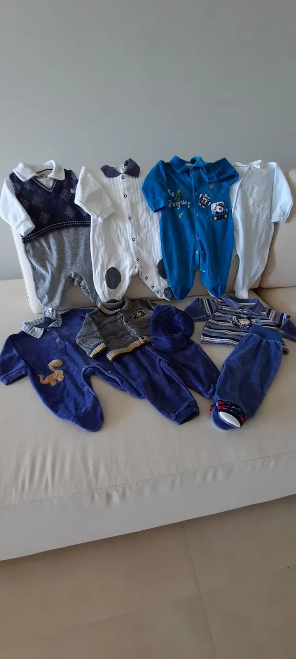 Lote de 16 macacão bebê em Pluche P M G