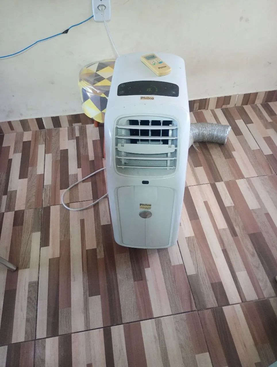 Ar condicionado portátil Philco 11Btu *55 - Foto 2