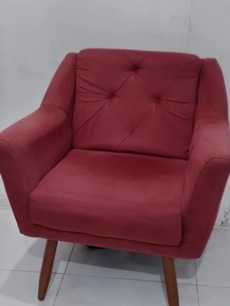 Poltrona Decorativa Estilo Moderno