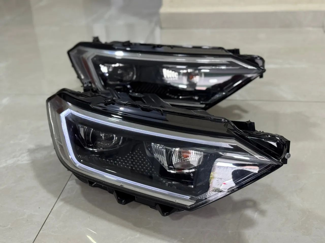 Farol Direito Jetta Gli Led Xênon 2020 2021 2022 Original (Usado) - Foto 5