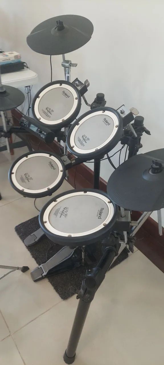 Electronic Drum Kit64872128129410122