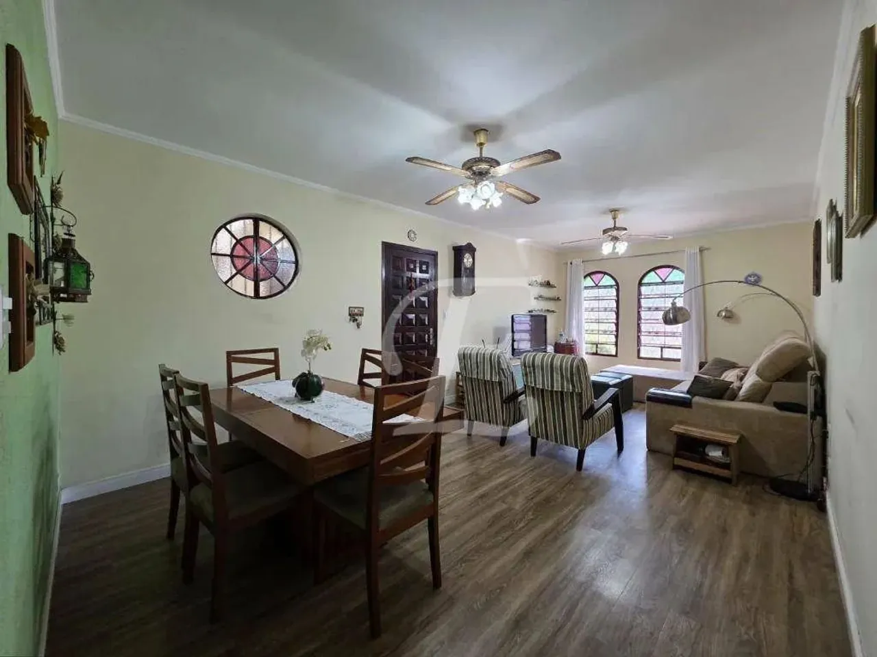Sobrado à venda | 199m² | 3 dormitórios | 2 suítes | 4 vagas | Pedra Branca - São Paulo/SP