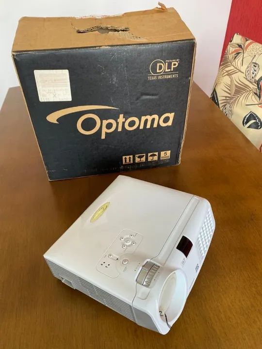 Projetor (Datashow) Optoma Hd70