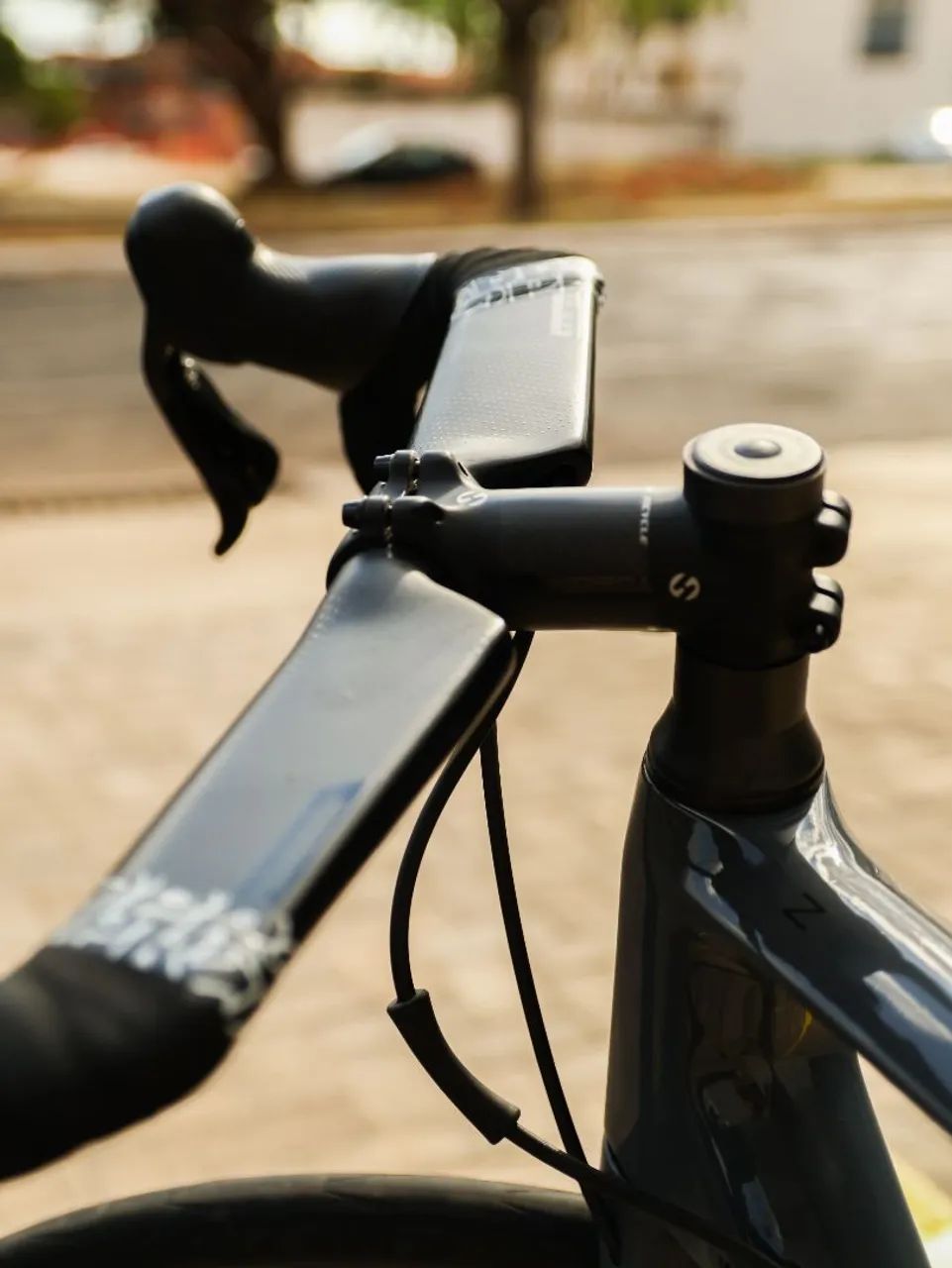 Bicicleta Van Rysel wheeltop eletrônico 12v tamanho 52 - Foto 5