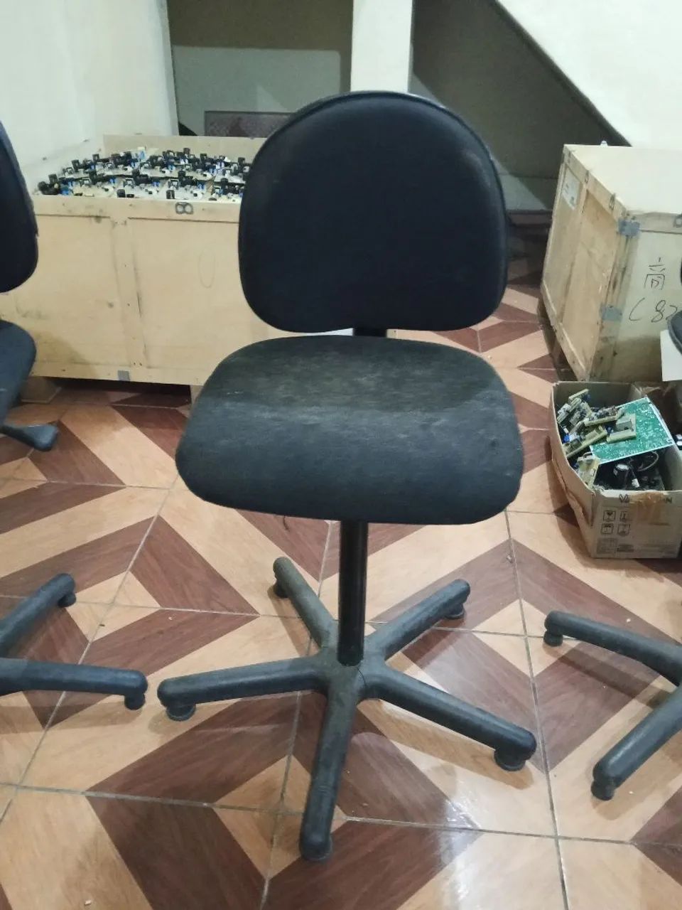 Cadeiras para caixa ou estética  - Foto 2