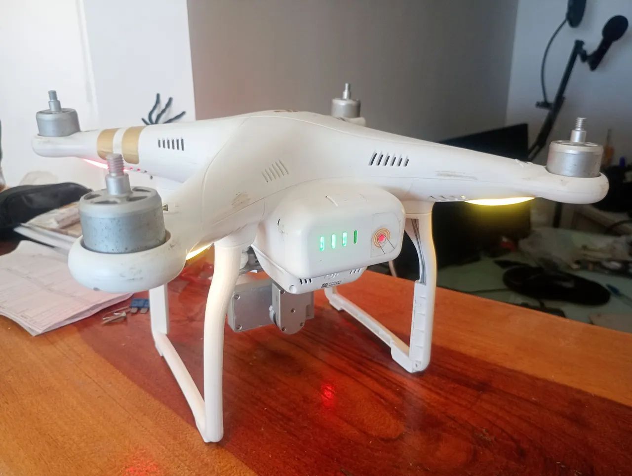 DRONE PHANTOM 3 Profissional com 2 baterias  - Foto 4