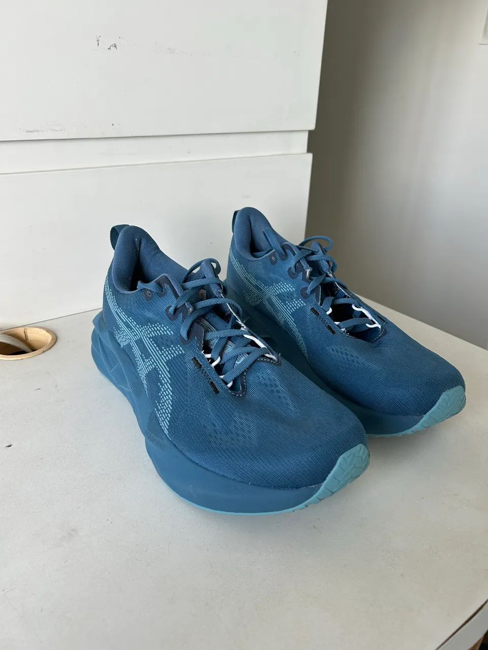 Tênis Asics Novoblast 5 - Foto 3