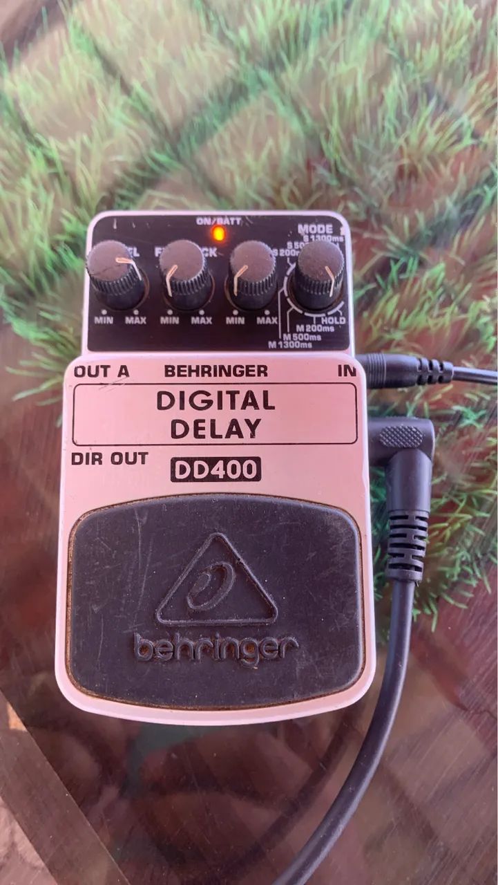 Pedal Behringer Digital Delay DD400  - Foto 2