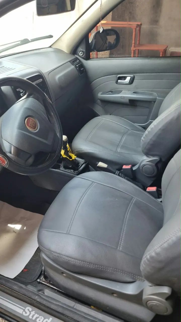 Fiat Strada Working 1.4 MPI Fire Flex 8V CD 2013 - Foto 5