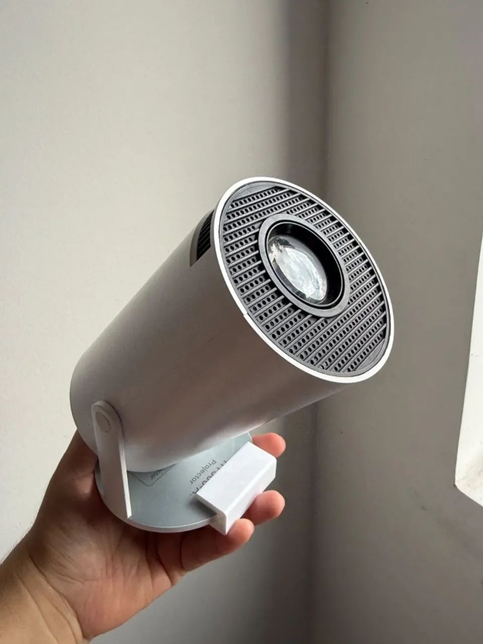 Projetor HY300
