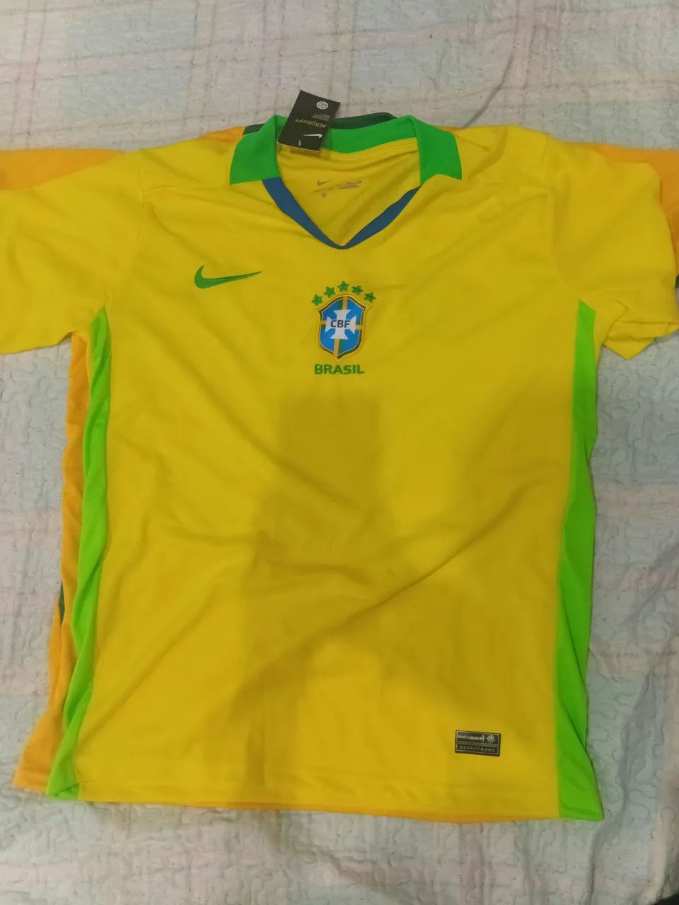 Vendo Camisetas da seleção 