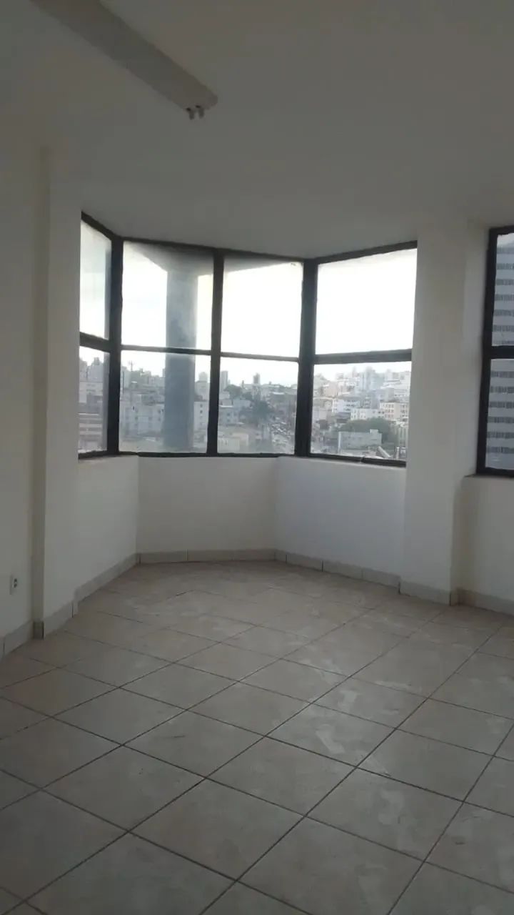 Sala Comercial para Alugar em Ótima Localização  Próximo ao CEFET e Av. Amazonas