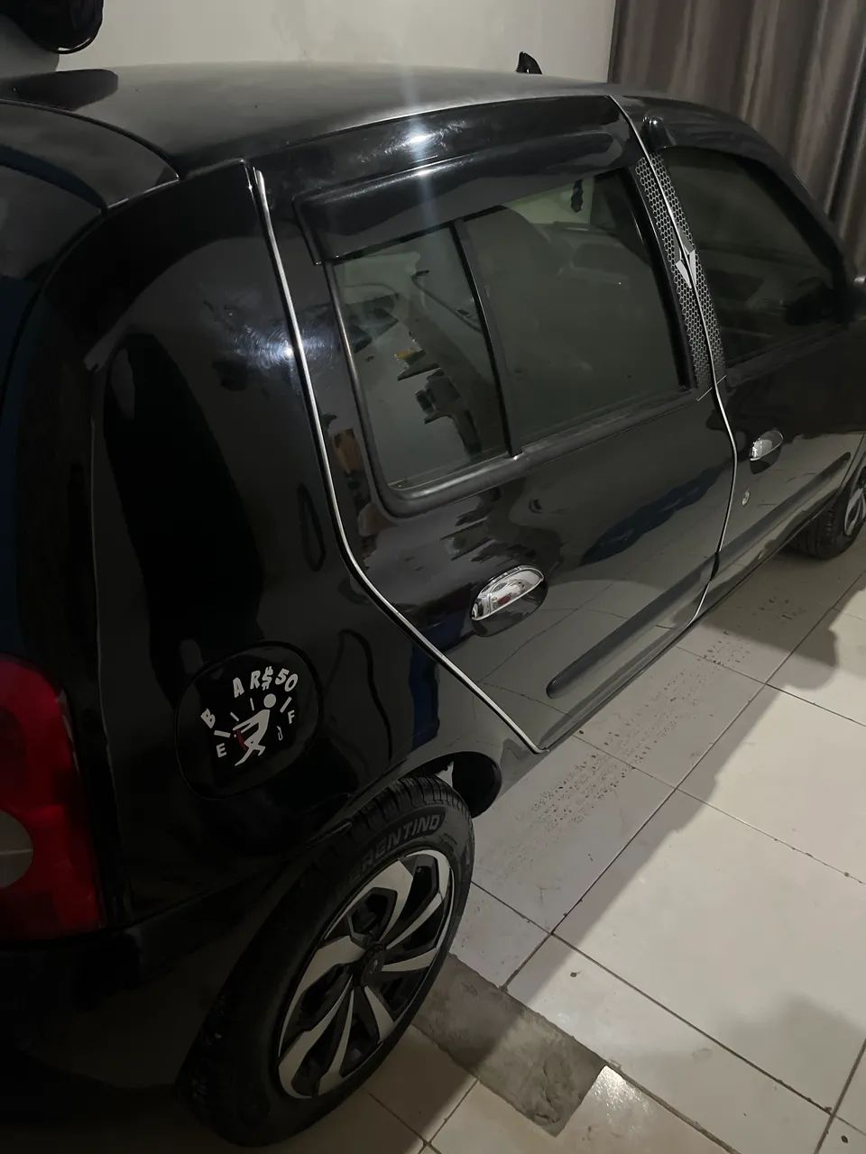 Renault Clio Hi-flex 1.0 16V 5P 2011 - Foto 2