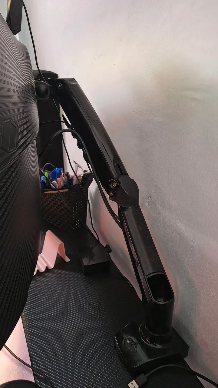 Monitor Samsung Odyssey G5 32' + braço articulado - Foto 3