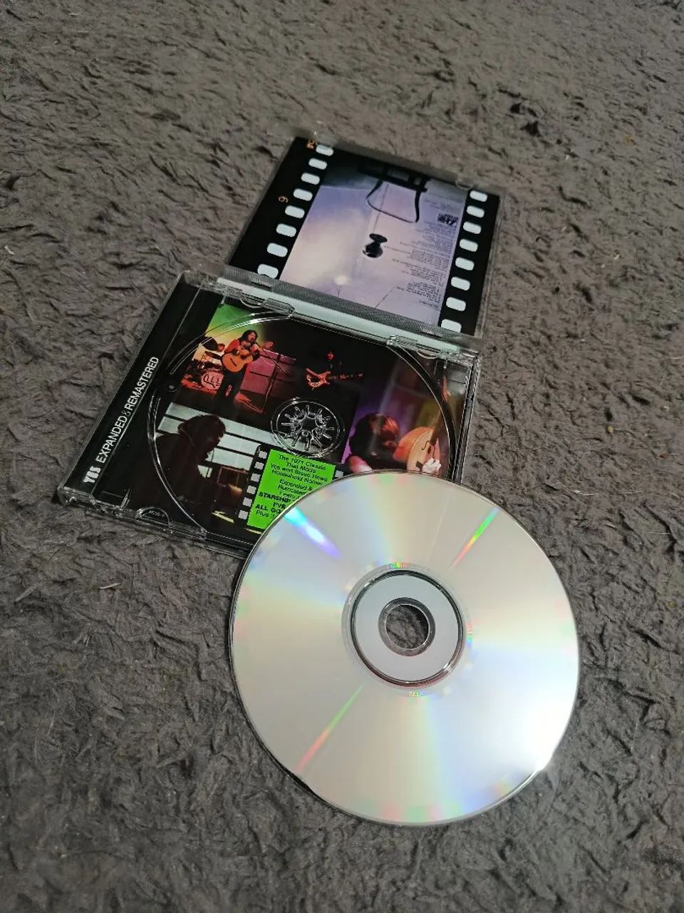 CD The Yes Album Expanded & Remastered (importado) - Foto 4