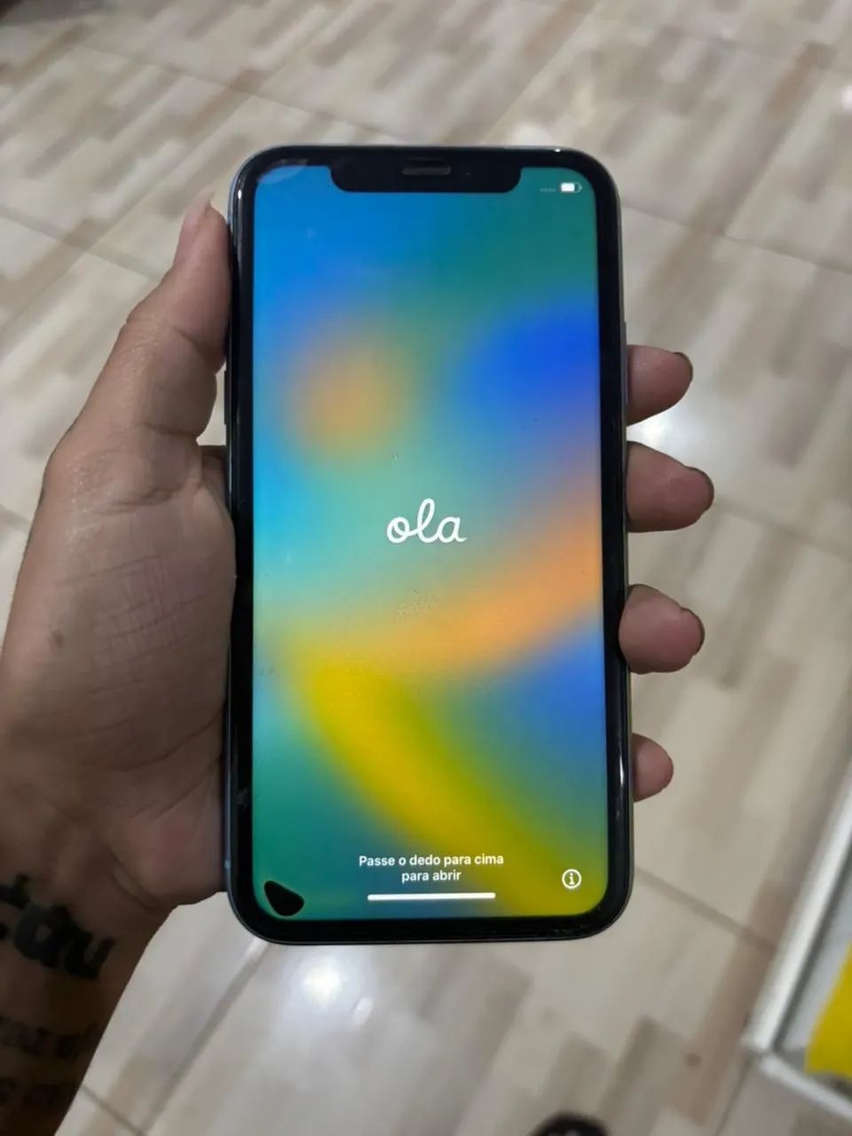 iPhone XR azul 64 gb 78% bateria. - Celulares e Smartphones