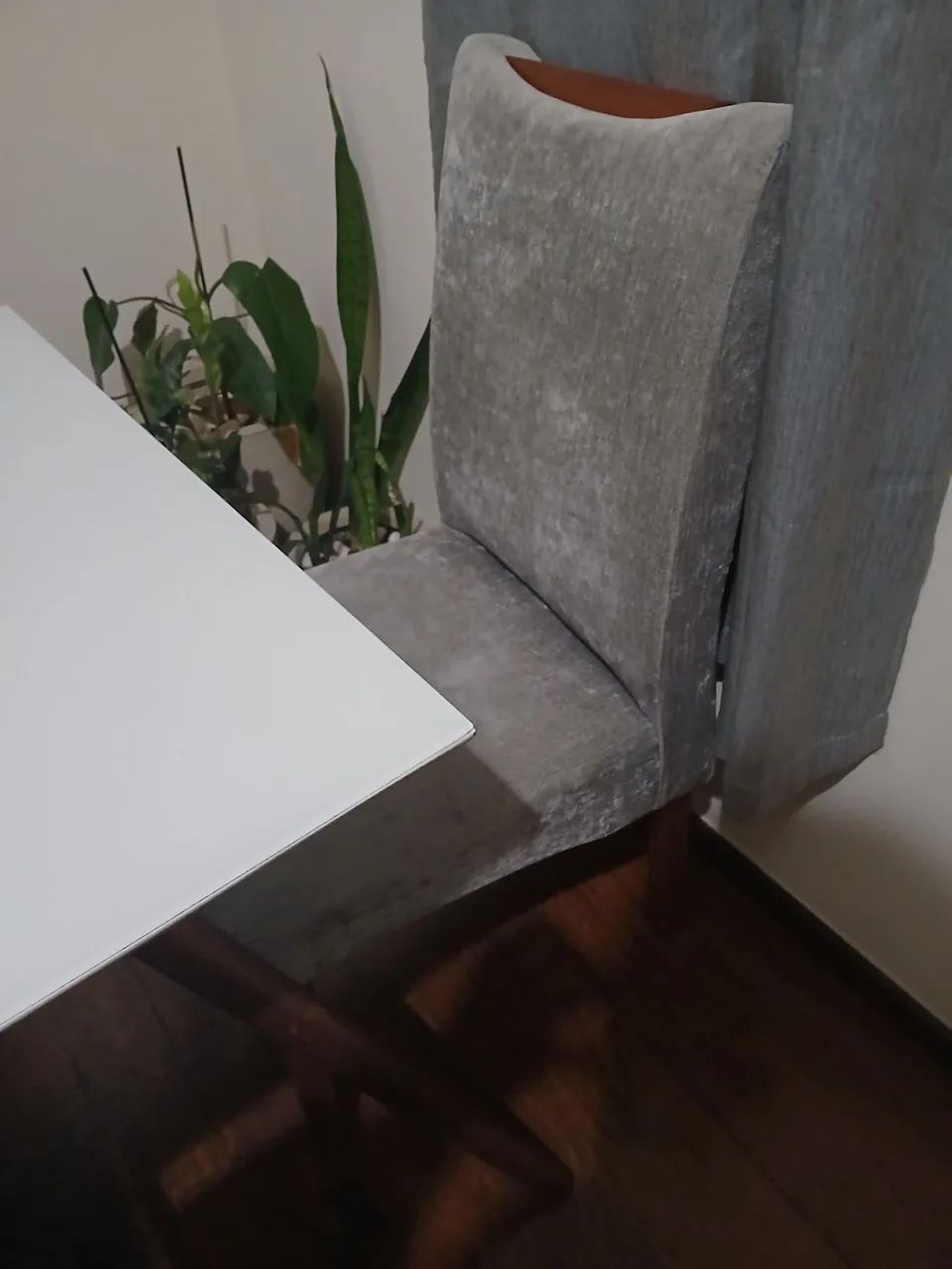 Mesa de jantar com 4 cadeiras - Foto 3