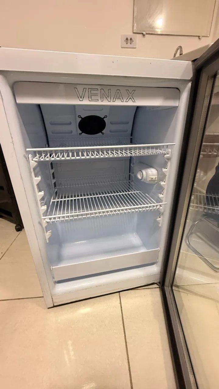 EXPOSITORA DE BEBIDAS VV 100 220 V BRANCO - Foto 2