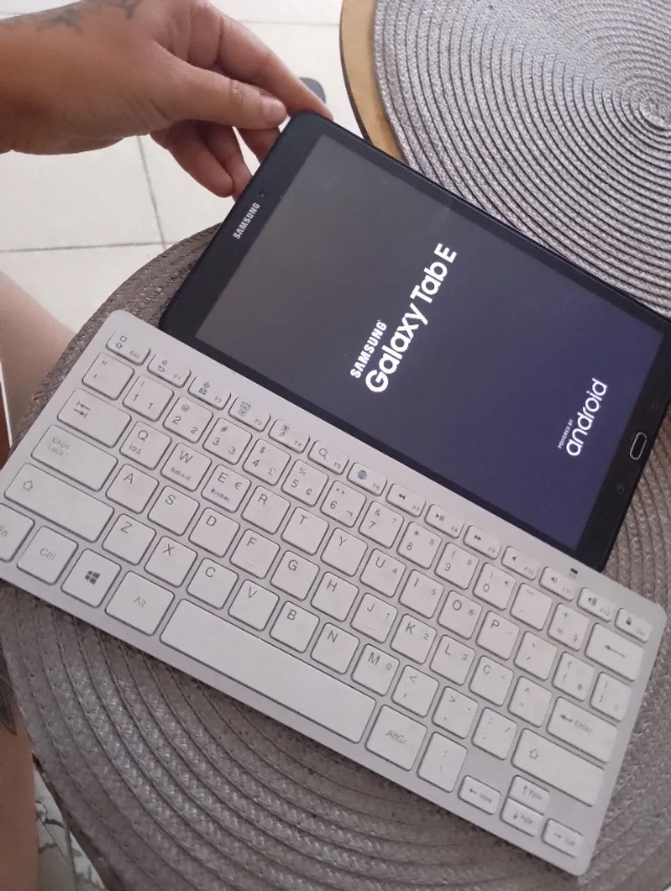 Tablet Galaxy Tab E - Foto 4
