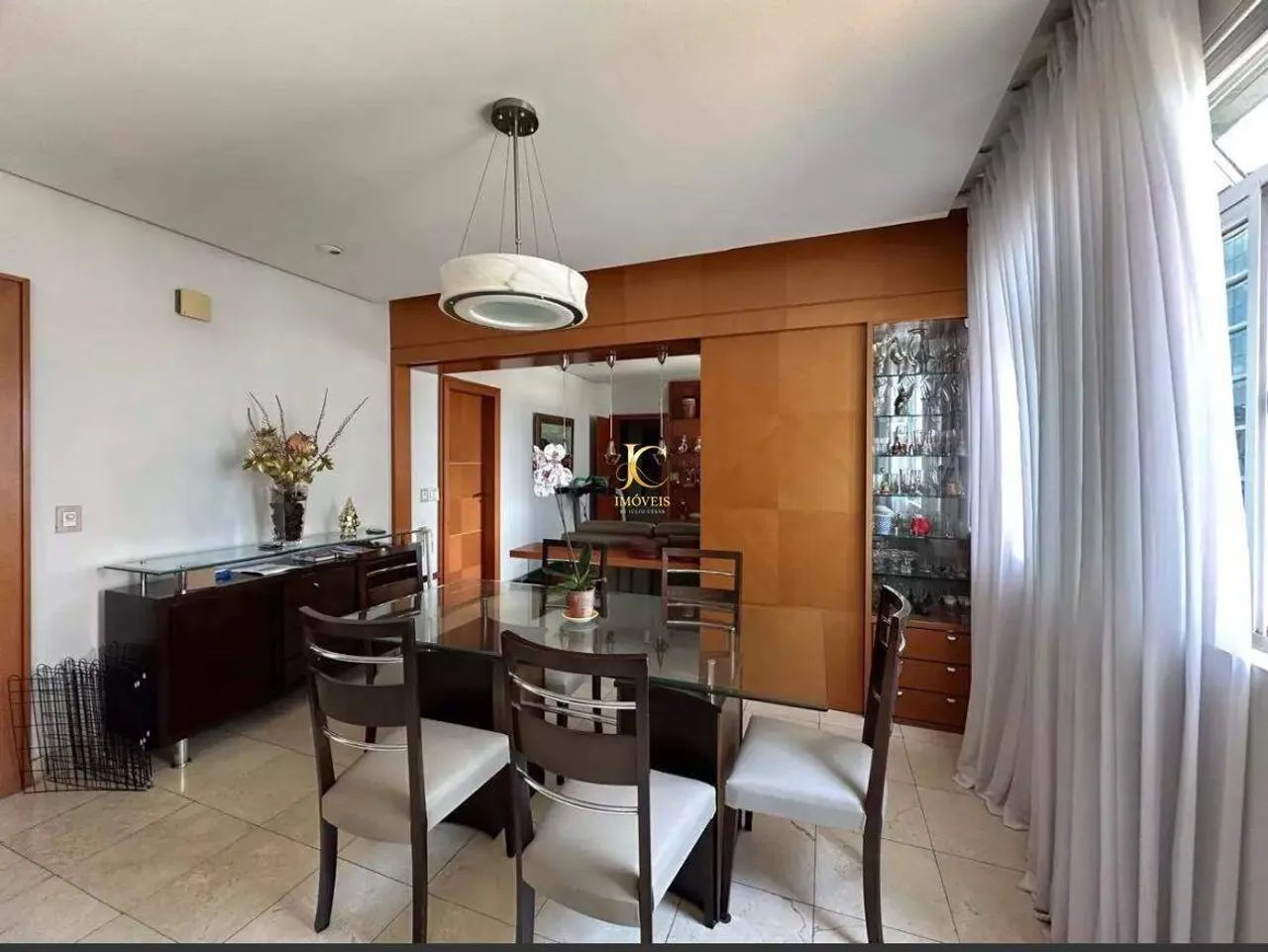 Apartamento de 200 m² no Centro de Divinópolis - 3 Quartos, 2 Suítes, 2 Vagas - Foto 2