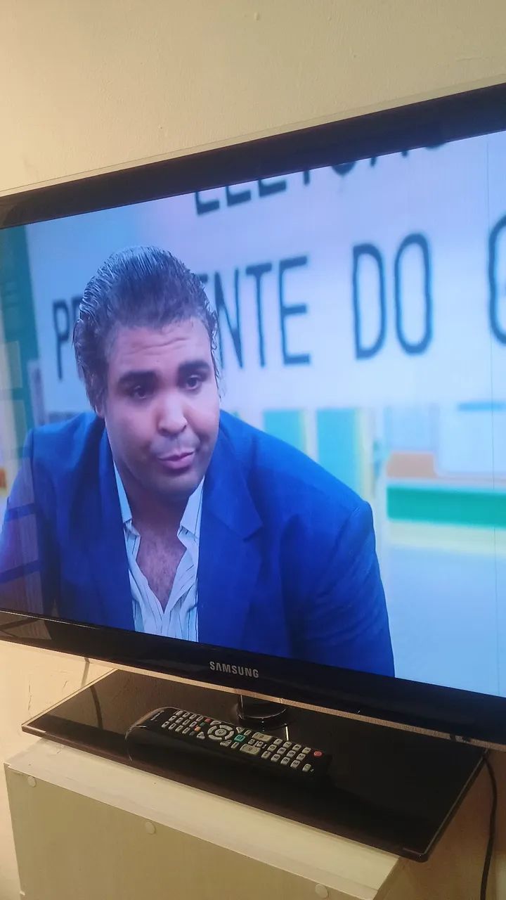 Vendo tv Samsung 40 polegadas - Foto 2