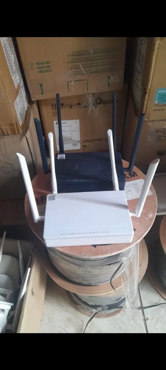20 Unidades ONT GPON CHIMA - SC/UPC (azul) AC DualBand 2,4Ghz e 5Ghz. SEM FONTE