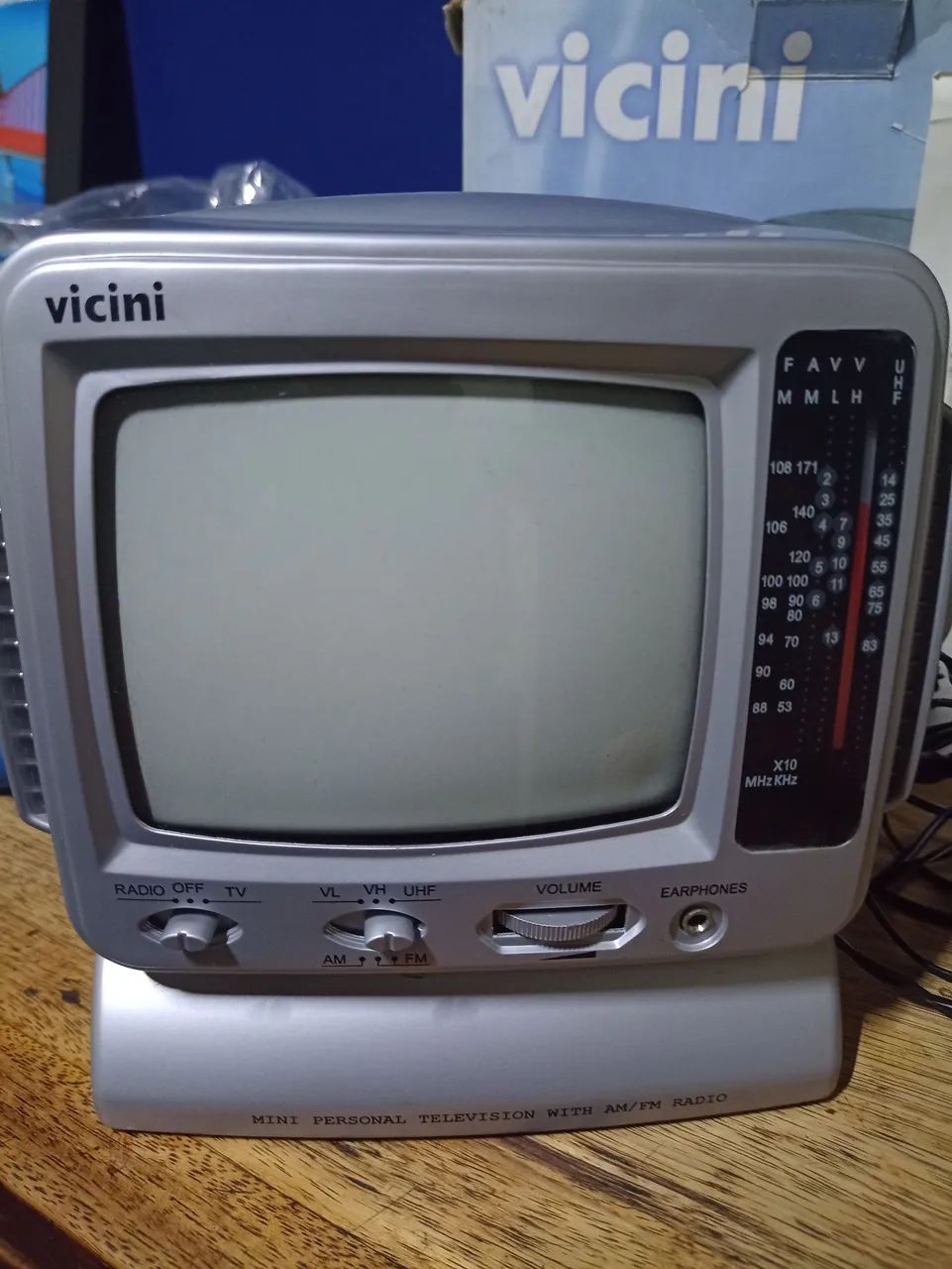 Mini Televisão Portátil Vicini (nova/raridade) - Foto 2